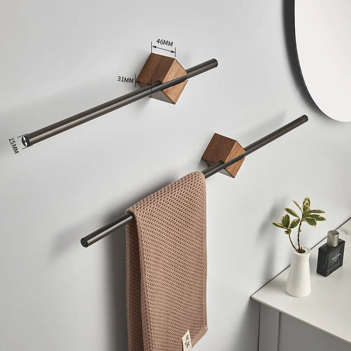 KANSO TOWEL BAR