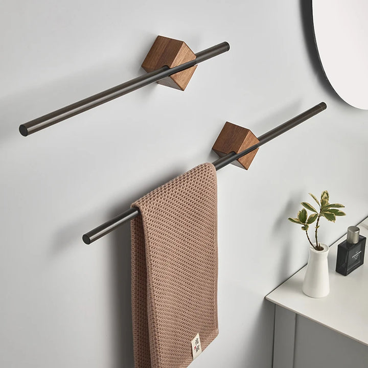 KANSO TOWEL BAR